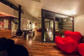Royal Apartments Grecheskaya 25