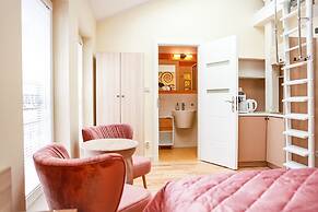 Sky&Light Apartments