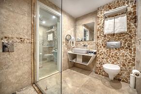 Peninsula Gardens Hotel