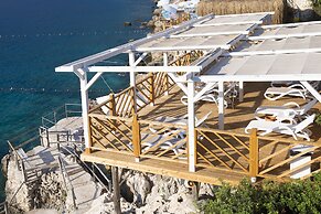 Peninsula Gardens Hotel