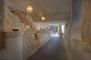 Peninsula Gardens Hotel