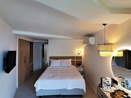 Peninsula Gardens Hotel