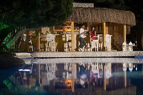 Peninsula Gardens Hotel