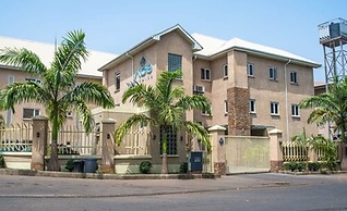 Ace Premier Hotel