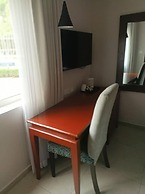 Ace Premier Hotel