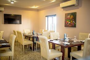 Ace Premier Hotel