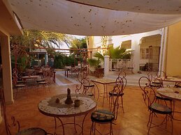 Le Triskell Auberge - Hostel