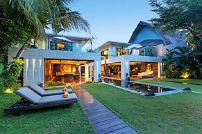 Beautiful Villa With Private Pool, Bali Villa 2001