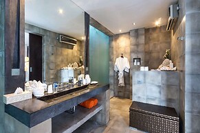 Beautiful Villa With Private Pool, Bali Villa 2001