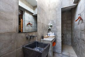 Beautiful Villa With Private Pool, Bali Villa 2001