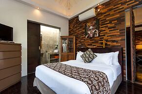 Beautiful Villa With Private Pool, Bali Villa 2001