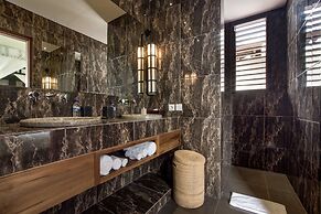 Luxury Villa in Bali near Beach, Bali Villa 2034