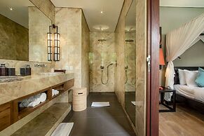 Luxury Villa in Bali near Beach, Bali Villa 2034