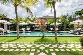 Luxury Villa in Bali near Beach, Bali Villa 2034