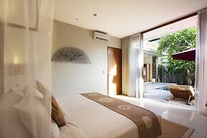 Luxury 2 Bedroom Villa With Private Pool, Bali Villa 2033
