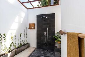 Villa for Rent in Bali 2046