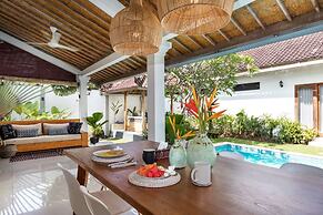 Bali Villa Near the Beach, 2030