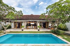 Bali Villa Near the Beach, 2030