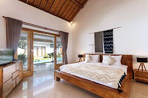 Bali Villa Near the Beach, 2030
