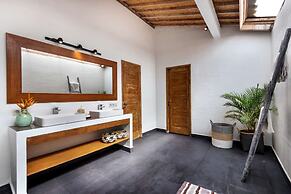 Bali Villa Near the Beach, 2030