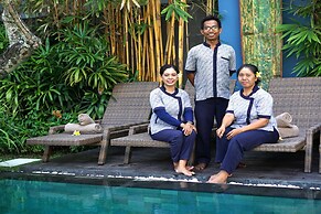 Bali Villa Near the Beach, 2080