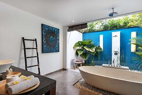 Bali Villa Near the Beach, 2080