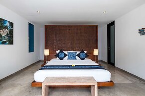 Bali Villa Near the Beach, 2080