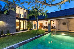 Bali Villa Near the Beach, 2080