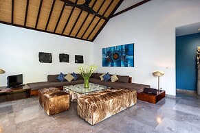 Bali Villa Near the Beach, 2080