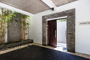 Bali Villa Near the Beach, 2080