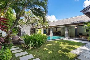 Bali Villa Near the Beach, 2080