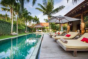 Beautiful Villa With Private Pool, Bali Villa 2049