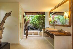 Bali Villa Near the Beach, 2064