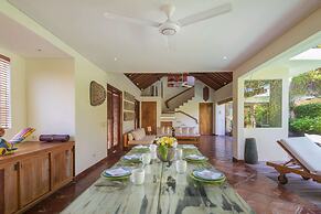 Bali Villa Near the Beach, 2064