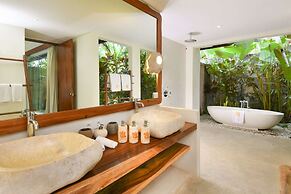 Bali Villa Near the Beach, 2064