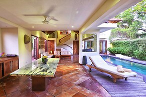Bali Villa Near the Beach, 2064