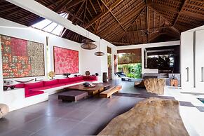 Luxury Villa in Bali near Beach, Bali Villa 2035
