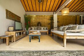 Luxury Villa in Bali near Beach, Bali Villa 2038