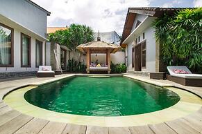 Luxury Villa in Bali near Beach, Bali Villa 2038