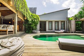 Luxury Villa in Bali near Beach, Bali Villa 2038