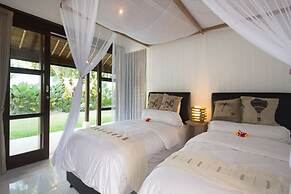 Luxury Villa in Bali near Beach, Bali Villa 2036