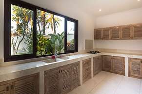 Luxury Villa in Bali near Beach, Bali Villa 2036