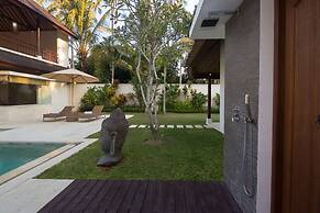 Luxury Villa in Bali near Beach, Bali Villa 2036
