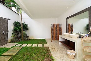Villa for Rent in Bali 2032