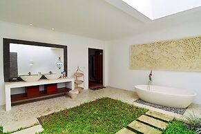 Villa for Rent in Bali 2032