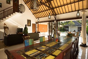 Villa for Rent in Bali 2032