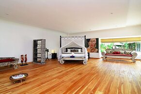 Villa for Rent in Bali 2032