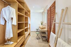 Luxury 5 Bedroom Villa With Private Pool, Bali Villa 2055