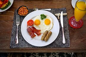 Luxury 5 Bedroom Villa With Private Pool, Bali Villa 2055