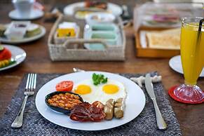 Luxury 5 Bedroom Villa With Private Pool, Bali Villa 2055